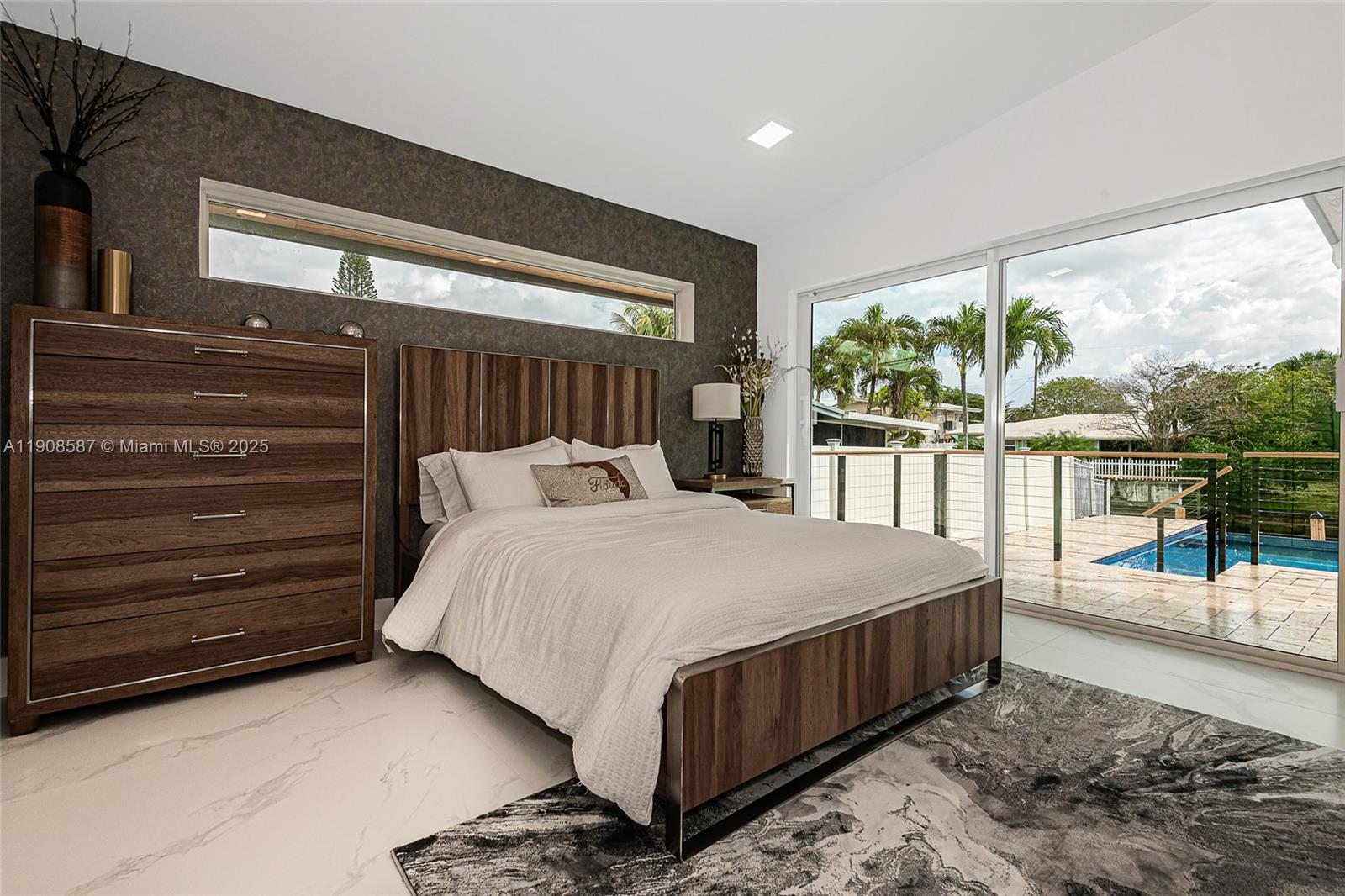 LAUDERDALE ISLES NO 2-BLK - Residential