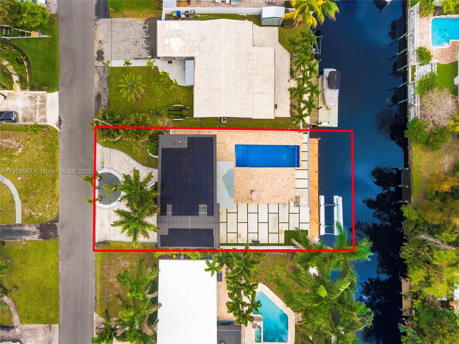 LAUDERDALE ISLES NO 2-BLK - Residential