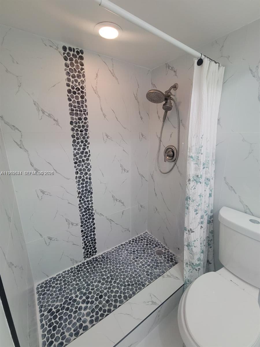 MEADOWBROOK TOWERS CONDO - Residential