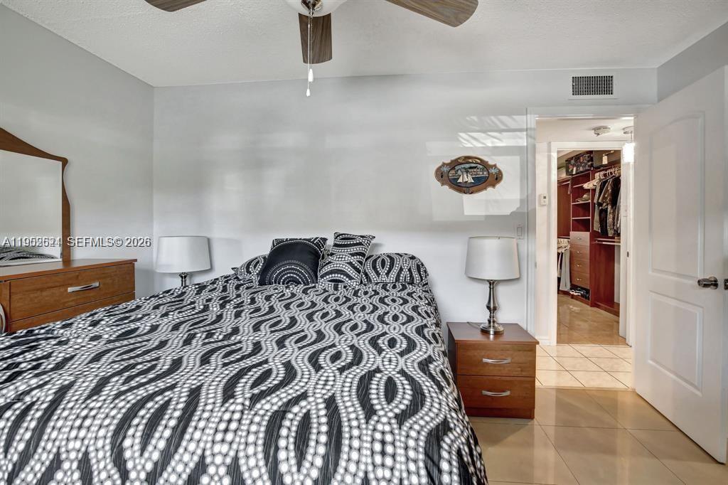 MEADOWBROOK TOWERS CONDO - Residential