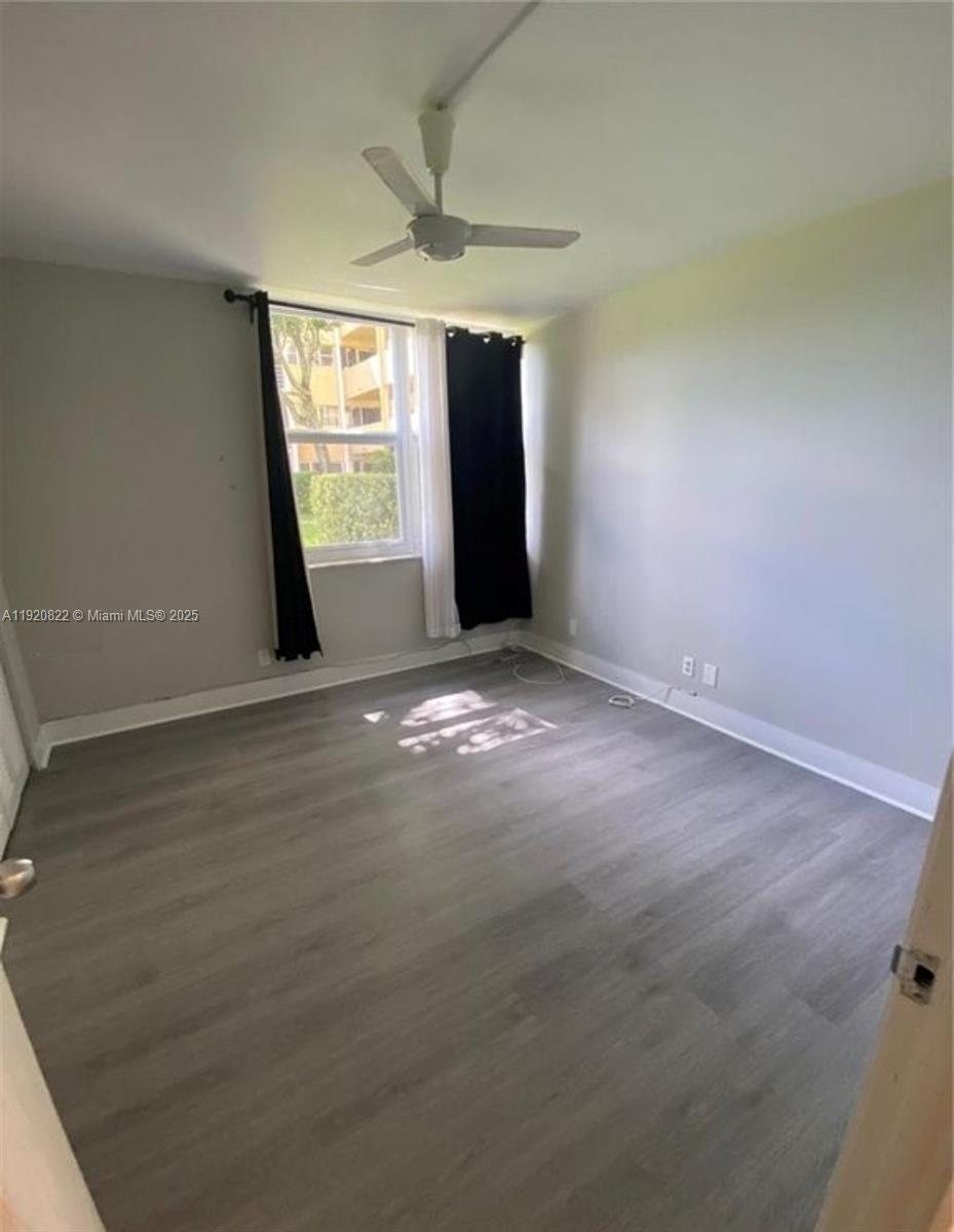 LAKE PARK CONDO NO 1 - BL - Residential