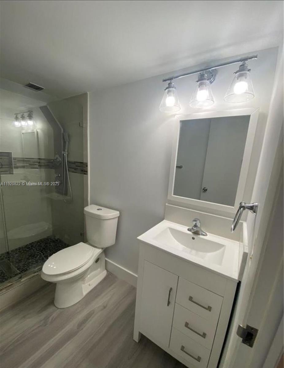 LAKE PARK CONDO NO 1 - BL - Residential