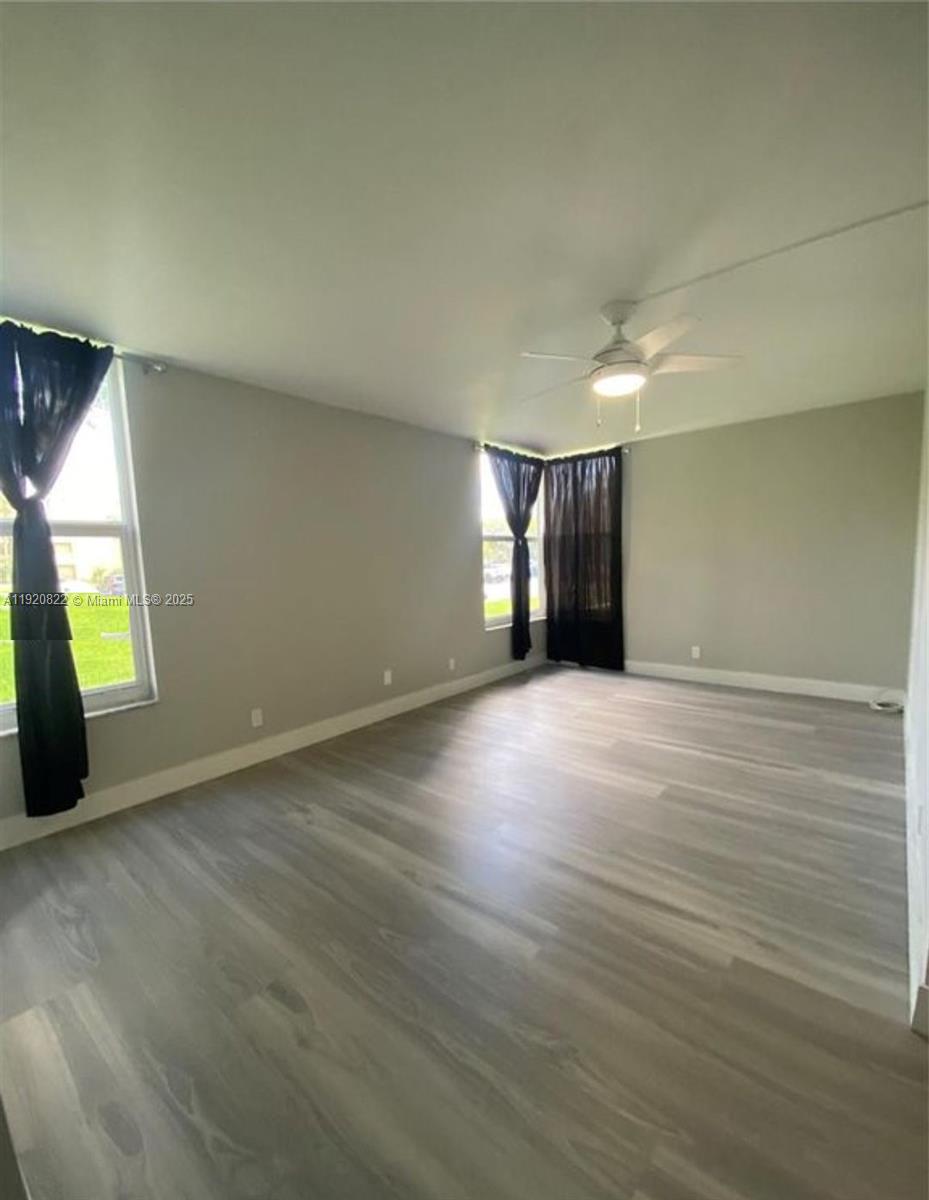 LAKE PARK CONDO NO 1 - BL - Residential