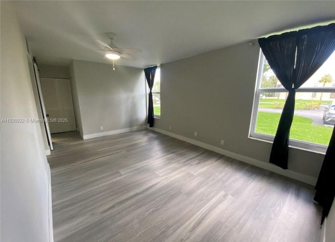 LAKE PARK CONDO NO 1 - BL - Residential