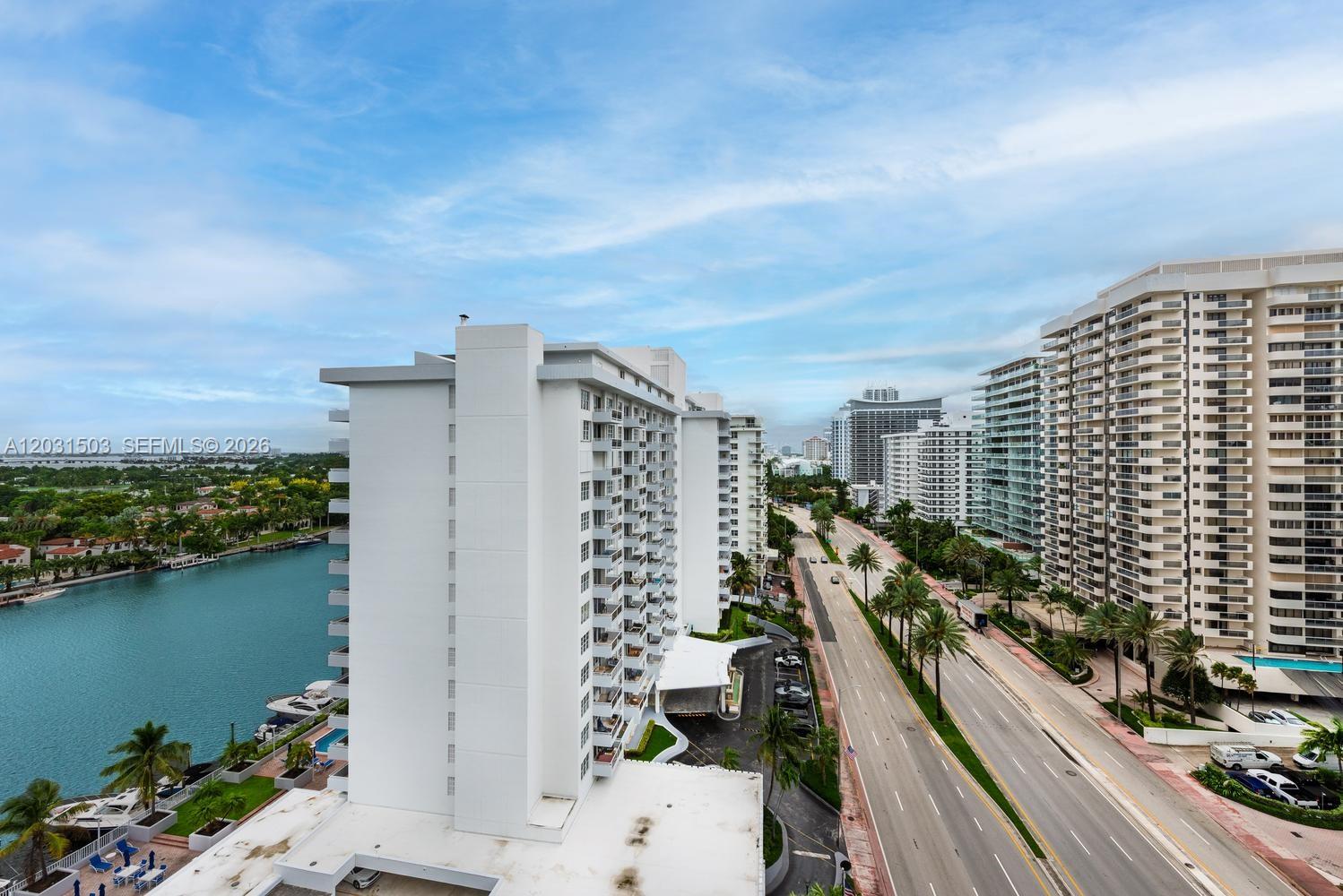 5660 Collins Ave 14C