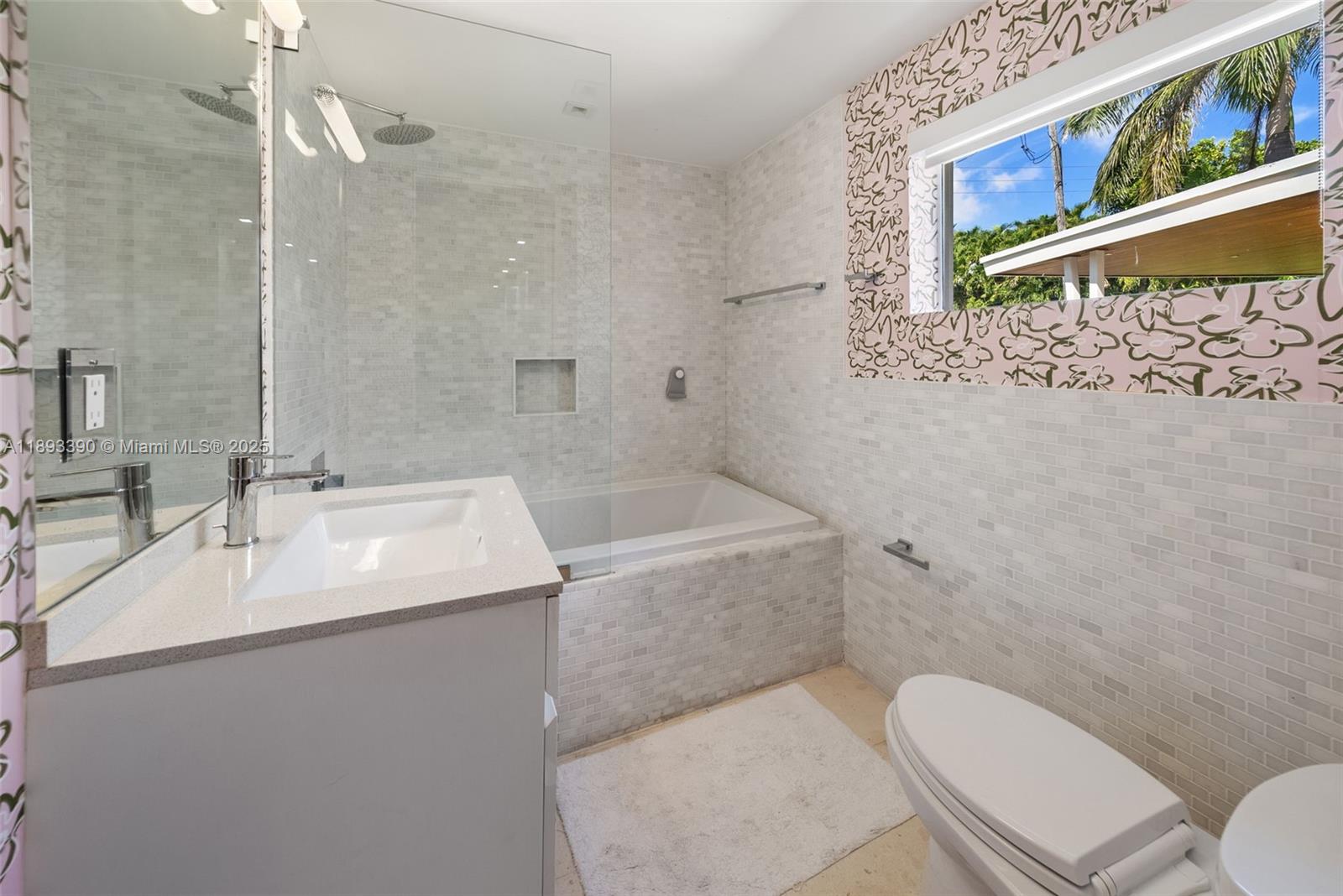 LA GORCE GOLF SUB - Residential Lease