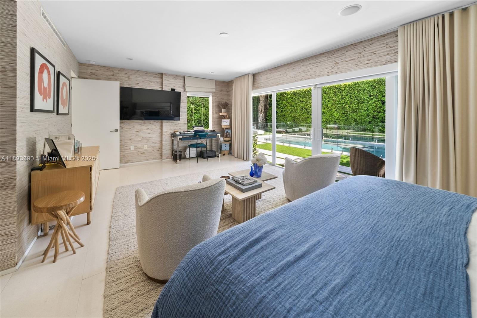 LA GORCE GOLF SUB - Residential Lease