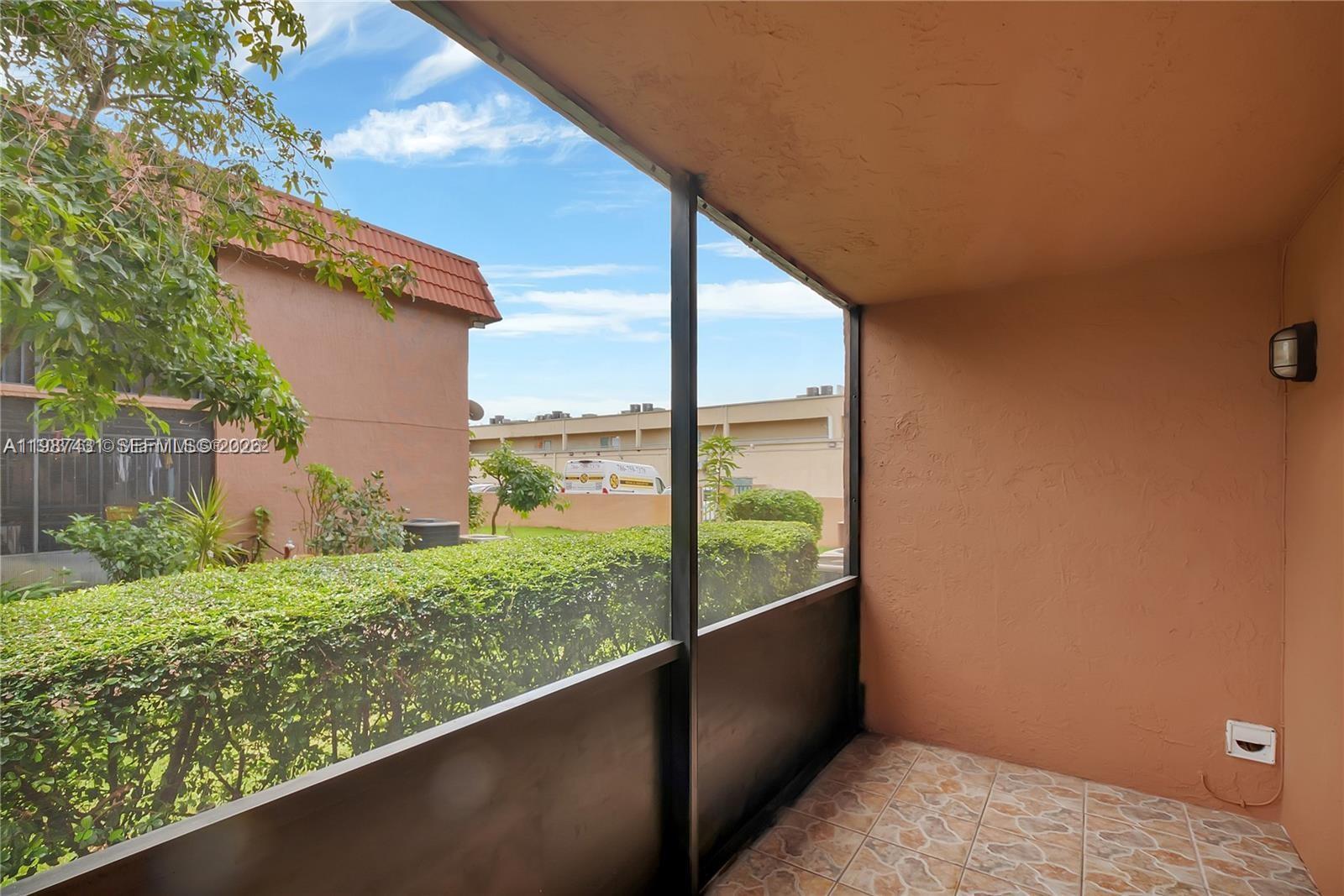 LAGO GRANDE CONDO THREE B - Residential