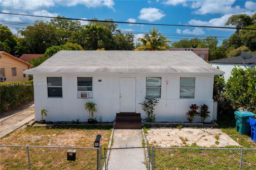 Investor Alert! Prime Buena Vista location in the heart of Miami's boom. Zoned T4-R-GENERAL URBAN ZONE for multifamily development (up to 6 units) on a spacious 7200 sq/ft lot. Minutes from Design District, Midtown, Wynwood, and more. Ride the wave of Miami's explosive growth! This is truly a value-add opportunity; front unit is rented for $2,700/mth and back unit is rented for $1,250/mth, enjoy the rental benefits as your future plans and designs go through the process. Amazing opportunity, call today.