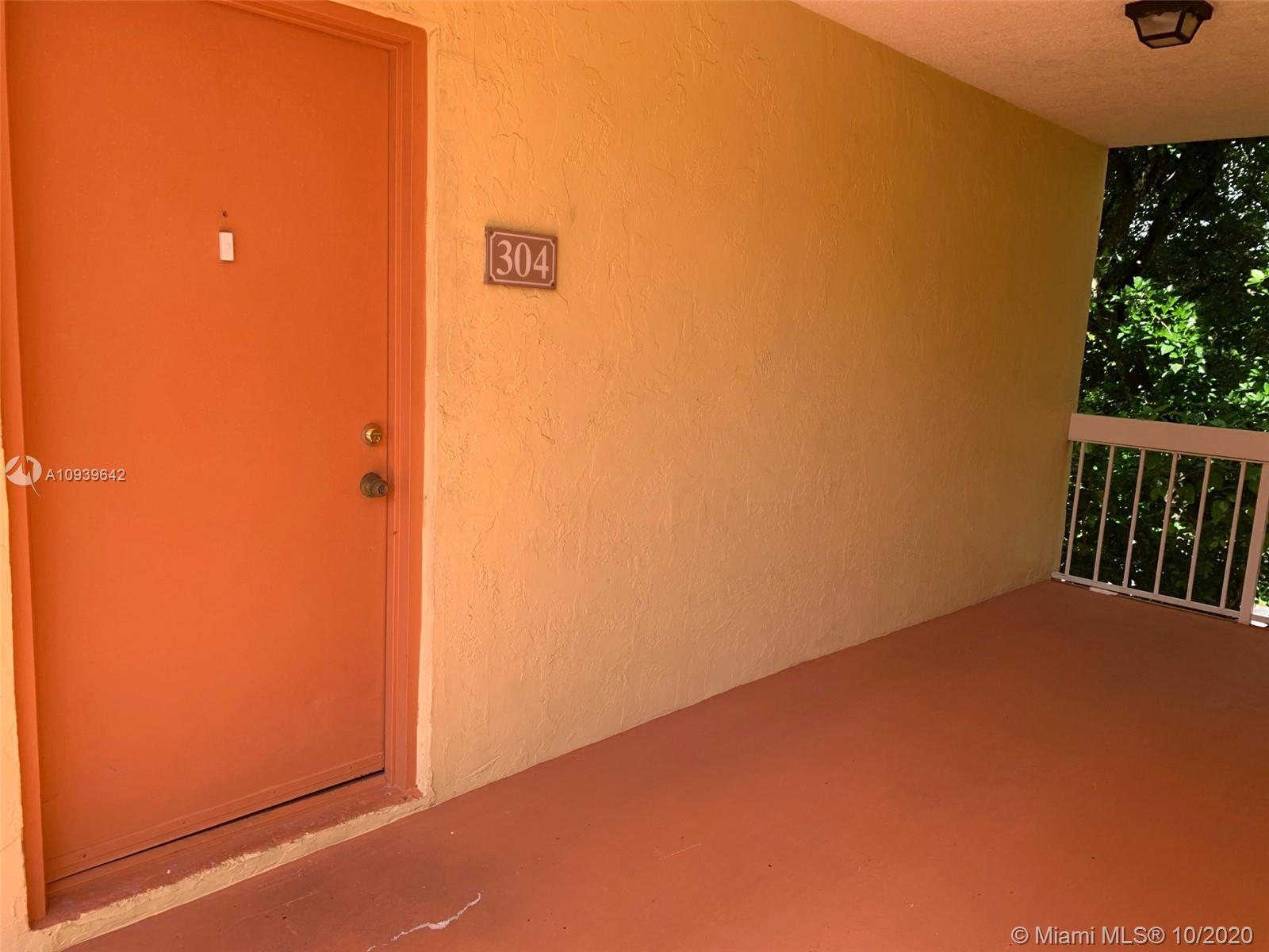 VILLAGE OF KINGS CREEK CO - Residential Lease