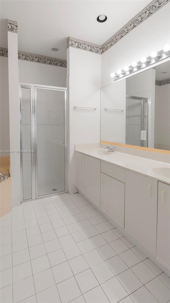 REGENCY HOMES AT SUNRISE - Residential