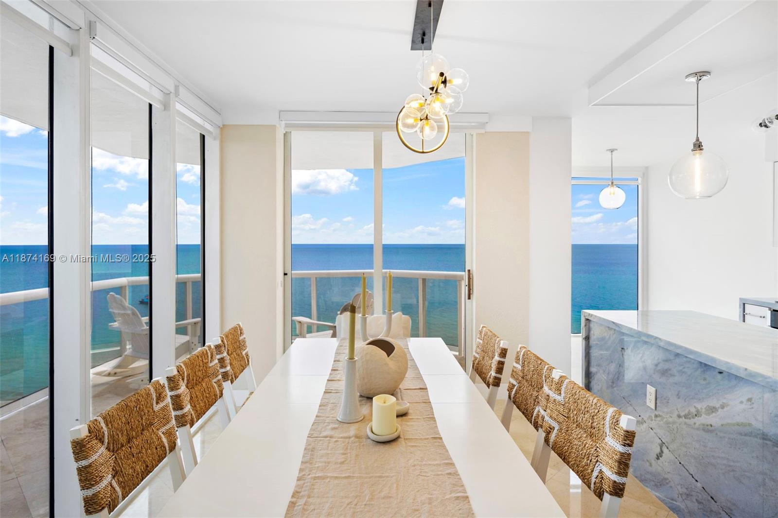 4775 Collins Ave 1801