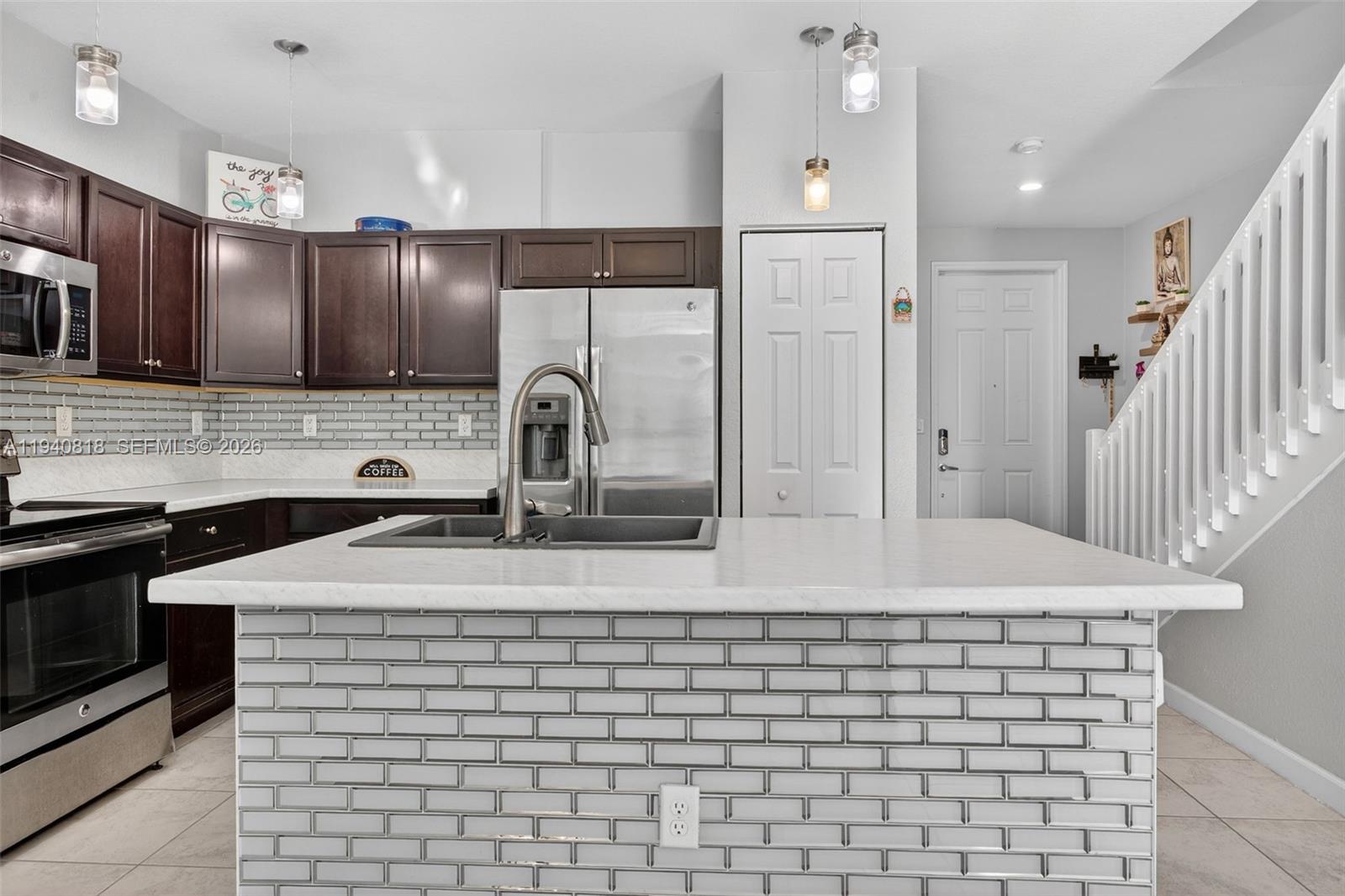 BAYWINDS OF HATTERAS REPL - Residential