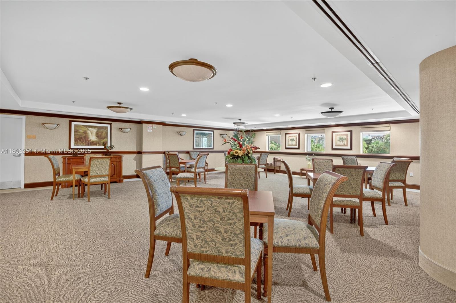 COLONNADE AT DADELAND SE - Residential