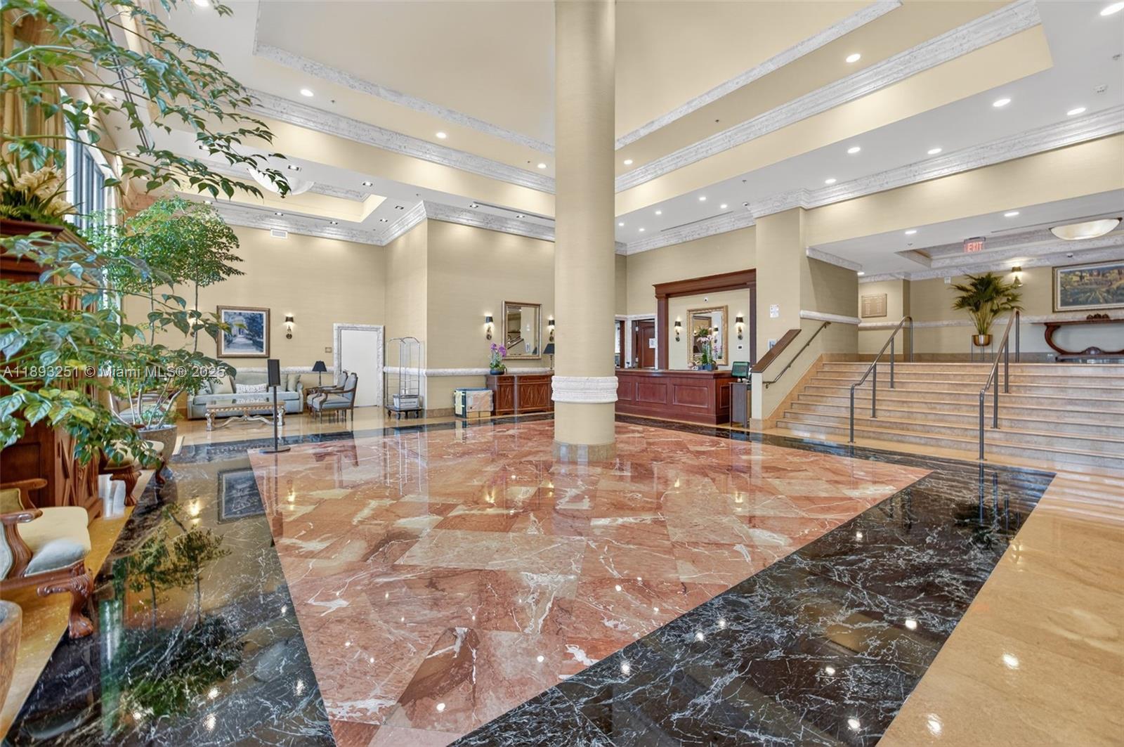 COLONNADE AT DADELAND SE - Residential