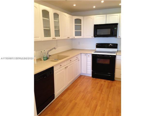 LAKEVIEW OF THE CALF CLUB - Residential