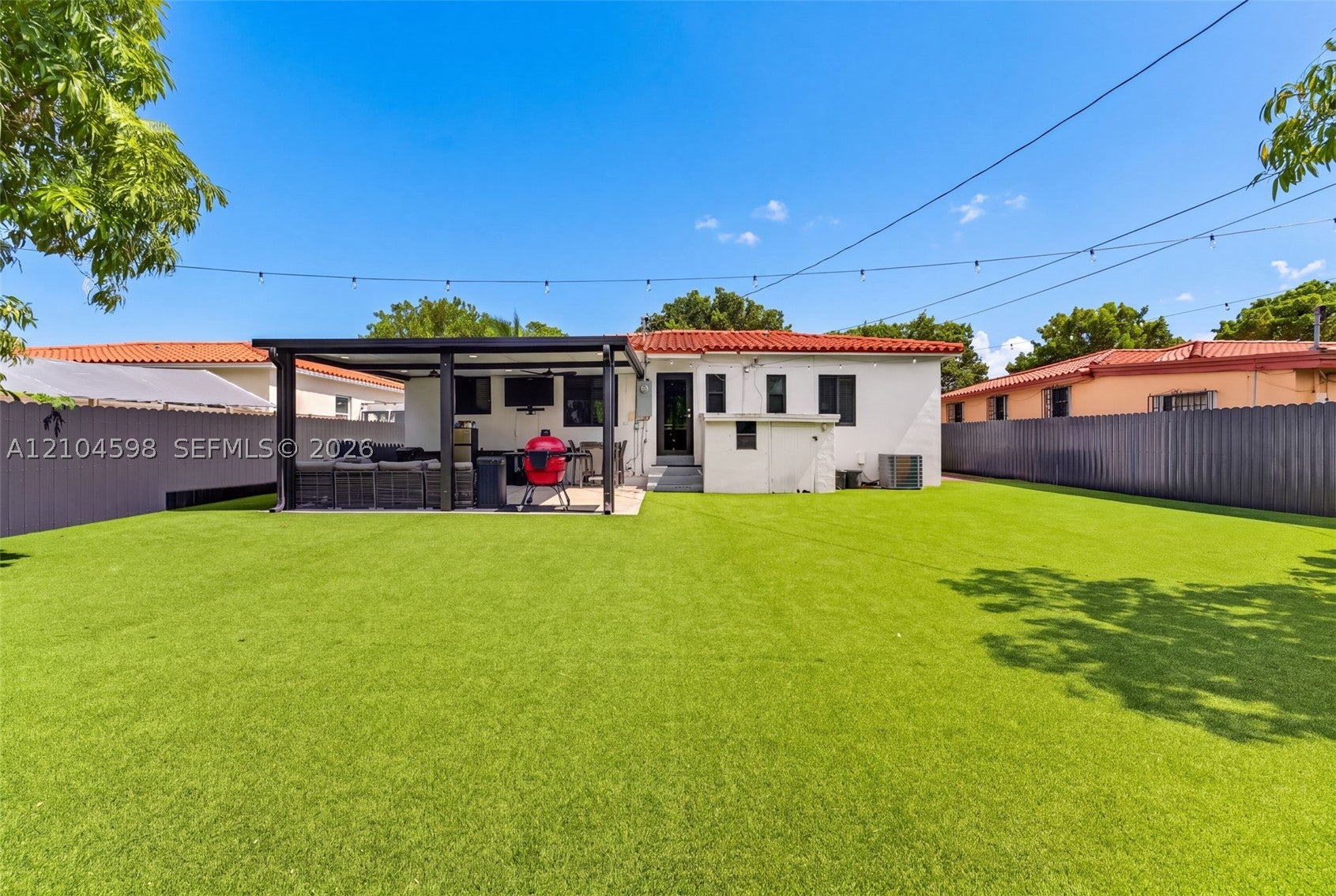 220 SW 51st Ct