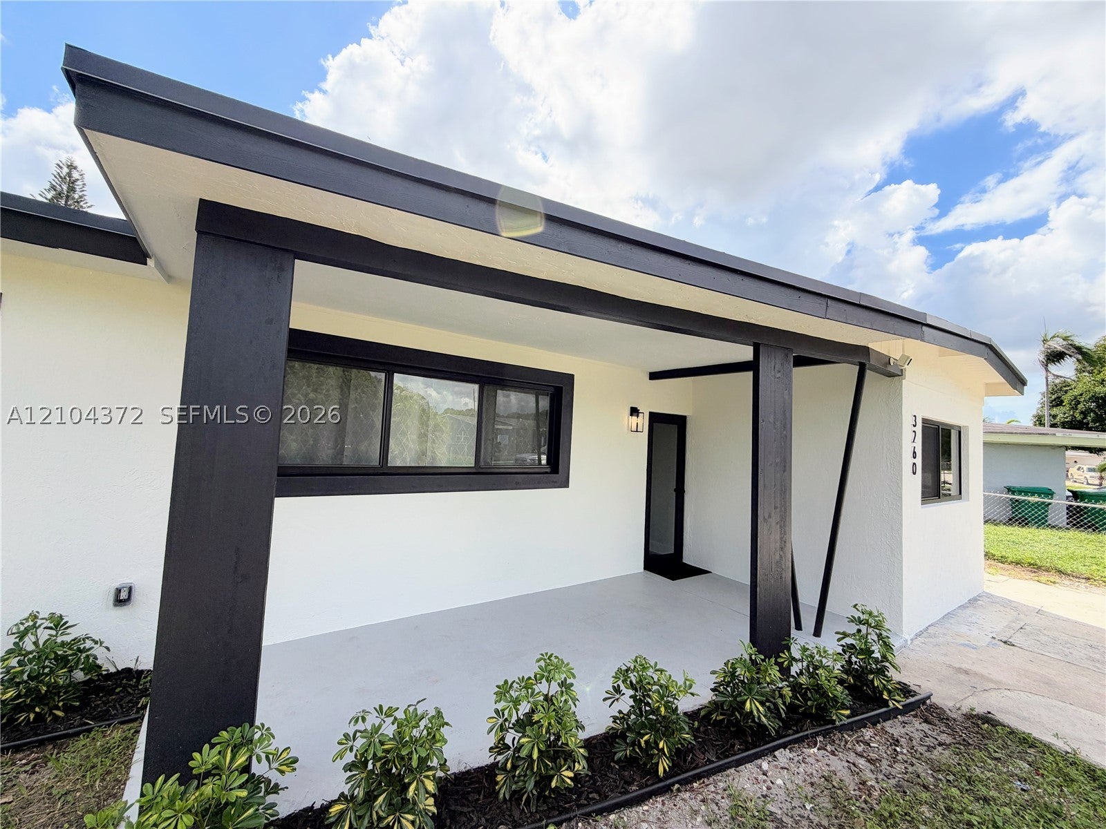 3260 NW 4th St