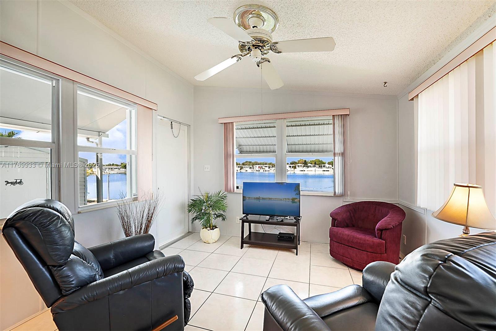 PARK LAKE INC CO-OP - Residential