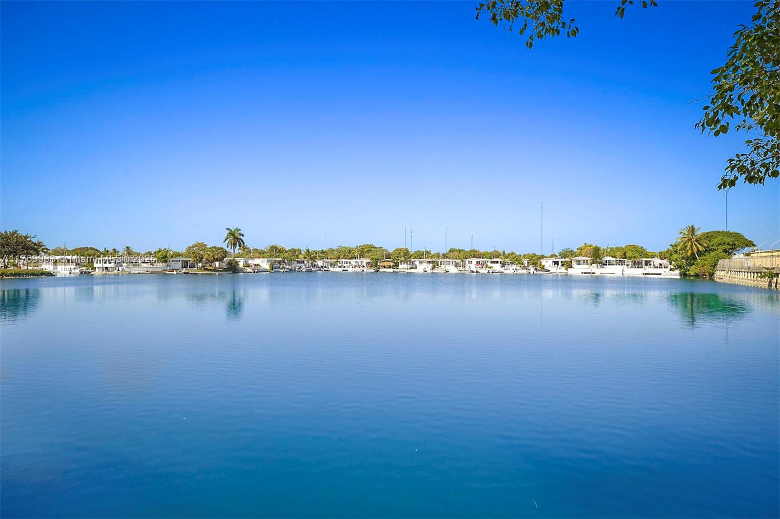 PARK LAKE INC CO-OP - Residential