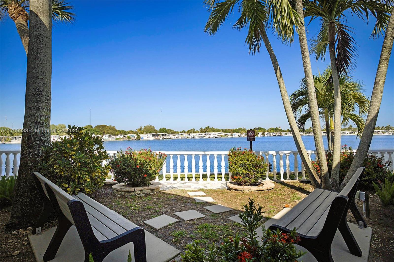 PARK LAKE INC CO-OP - Residential