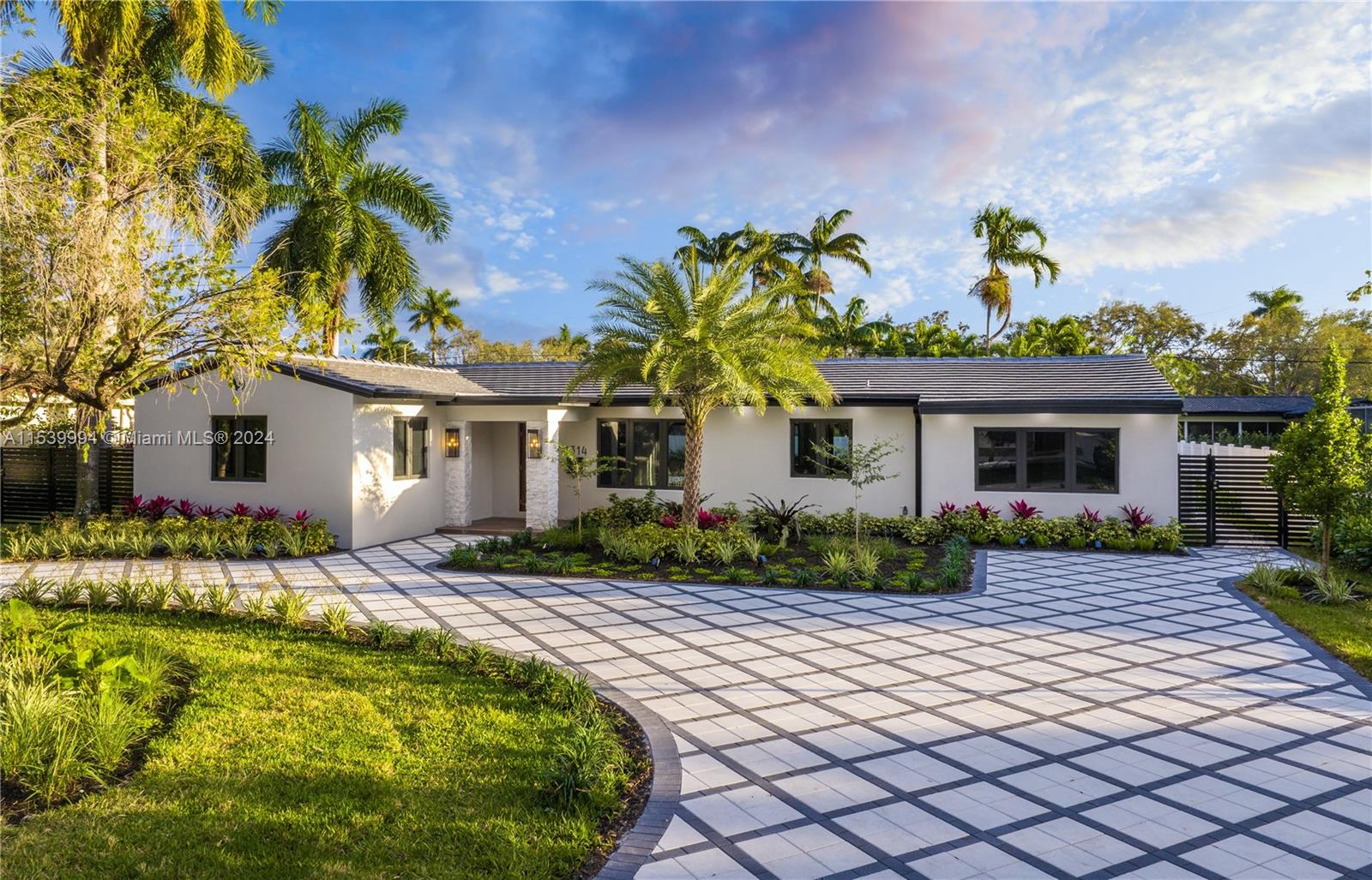 Property for Sale at 1314 Adams St, Hollywood, Broward County, Florida - Bedrooms: 4 
Bathrooms: 3  - $1,649,000