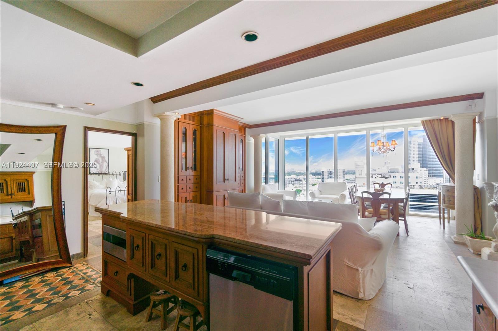 THE DECOPLAGE CONDO - Residential