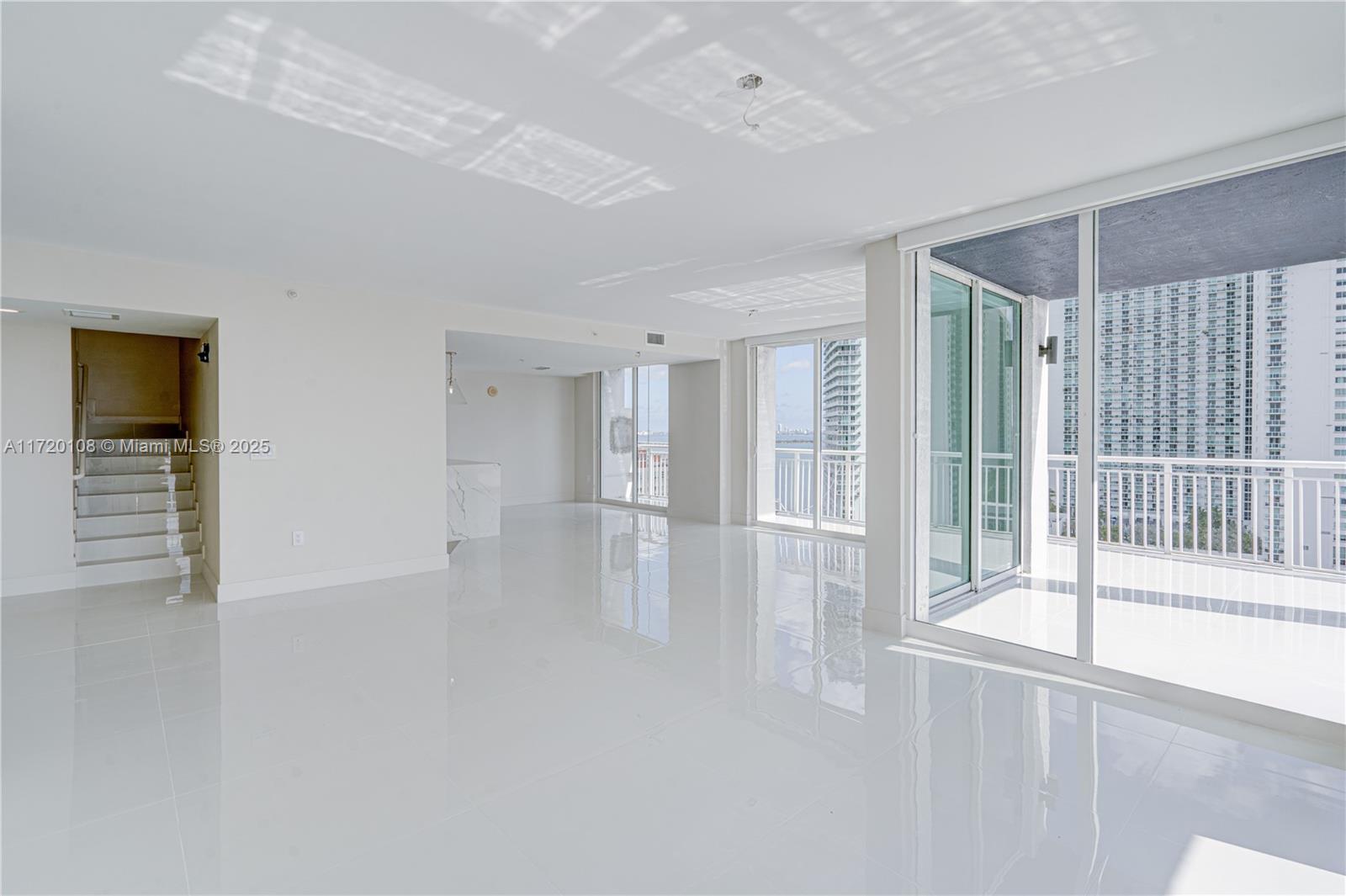 1800 BISCAYNE PLAZA CONDO - Residential Lease