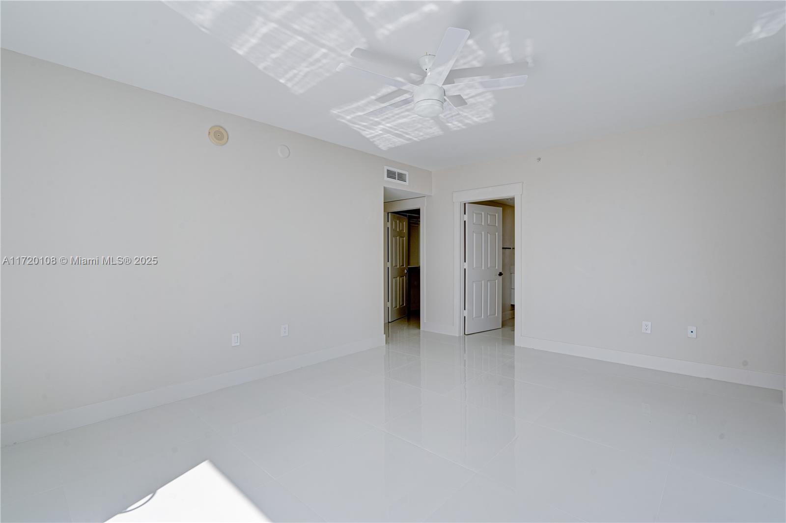 1800 BISCAYNE PLAZA CONDO - Residential Lease