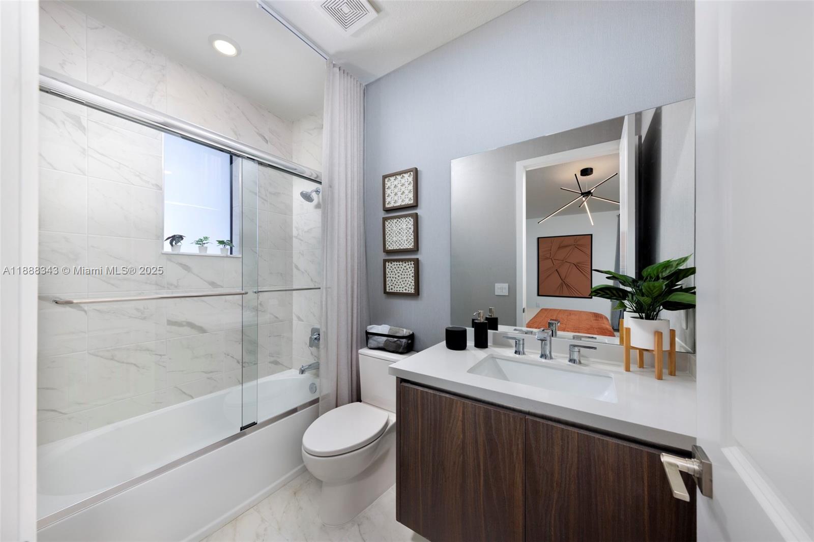 Centris Diamond - Residential