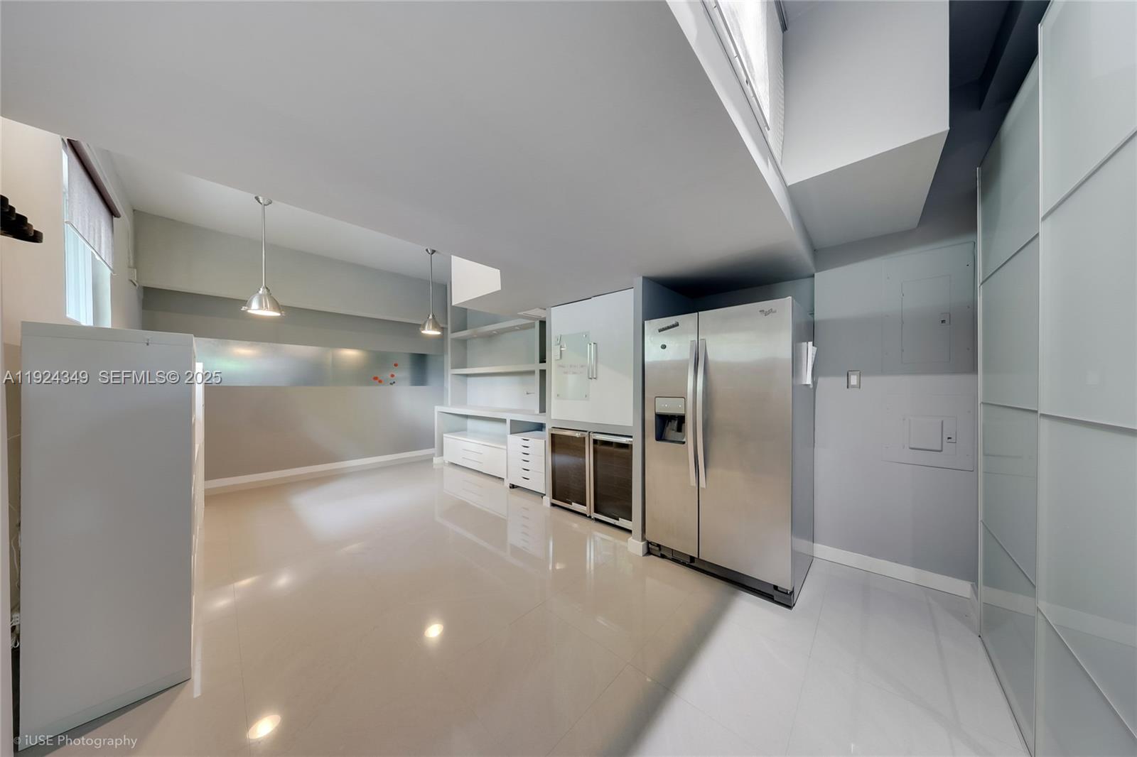 BISCAYNE ISL - Residential Lease