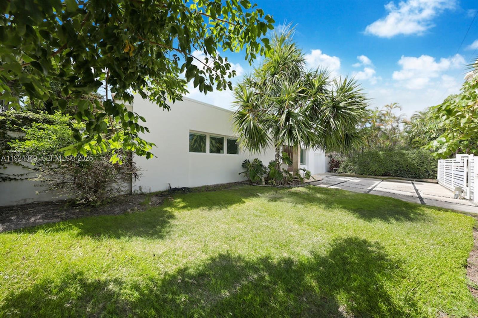 BISCAYNE ISL - Residential Lease