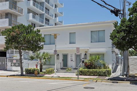 235 18th St Miami Beach FL 33139