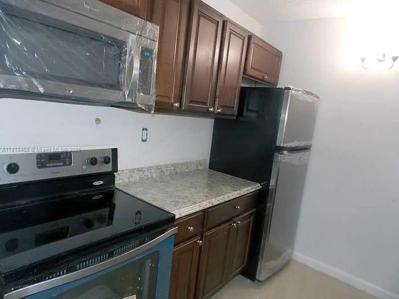 GREENTREE CONDO - Residential Lease