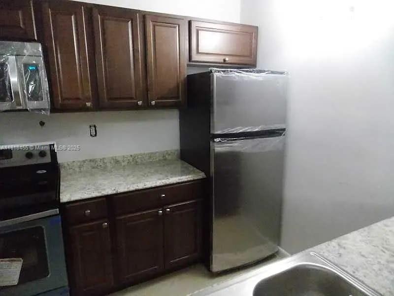 GREENTREE CONDO - Residential Lease