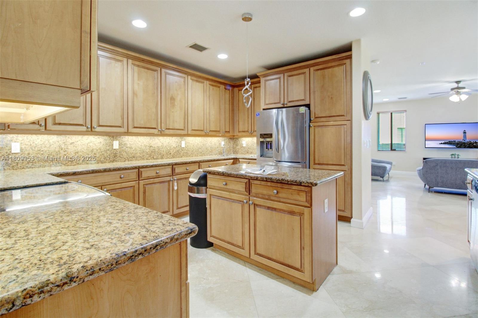 CUTLER CAY - Residential