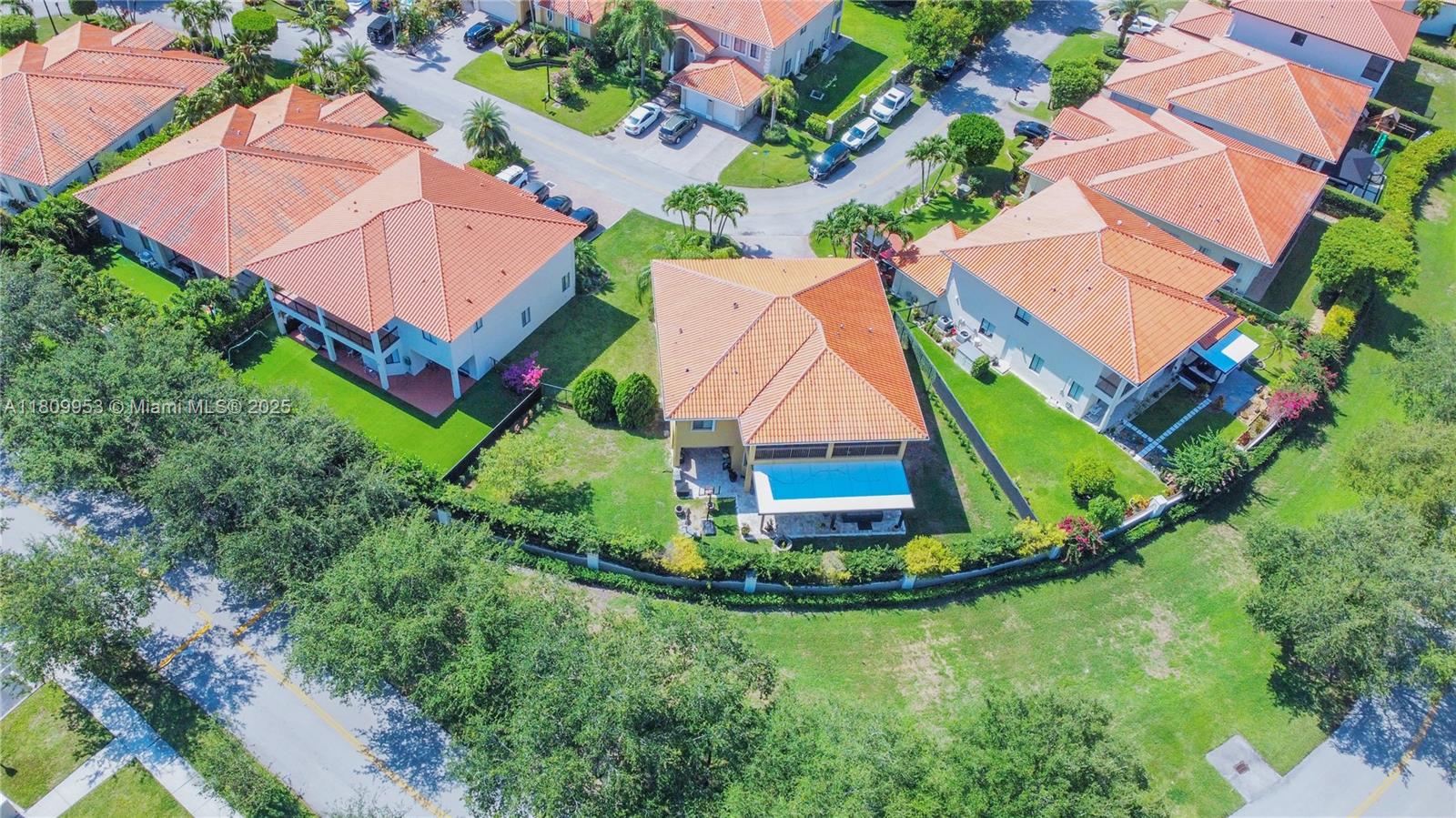 CUTLER CAY - Residential