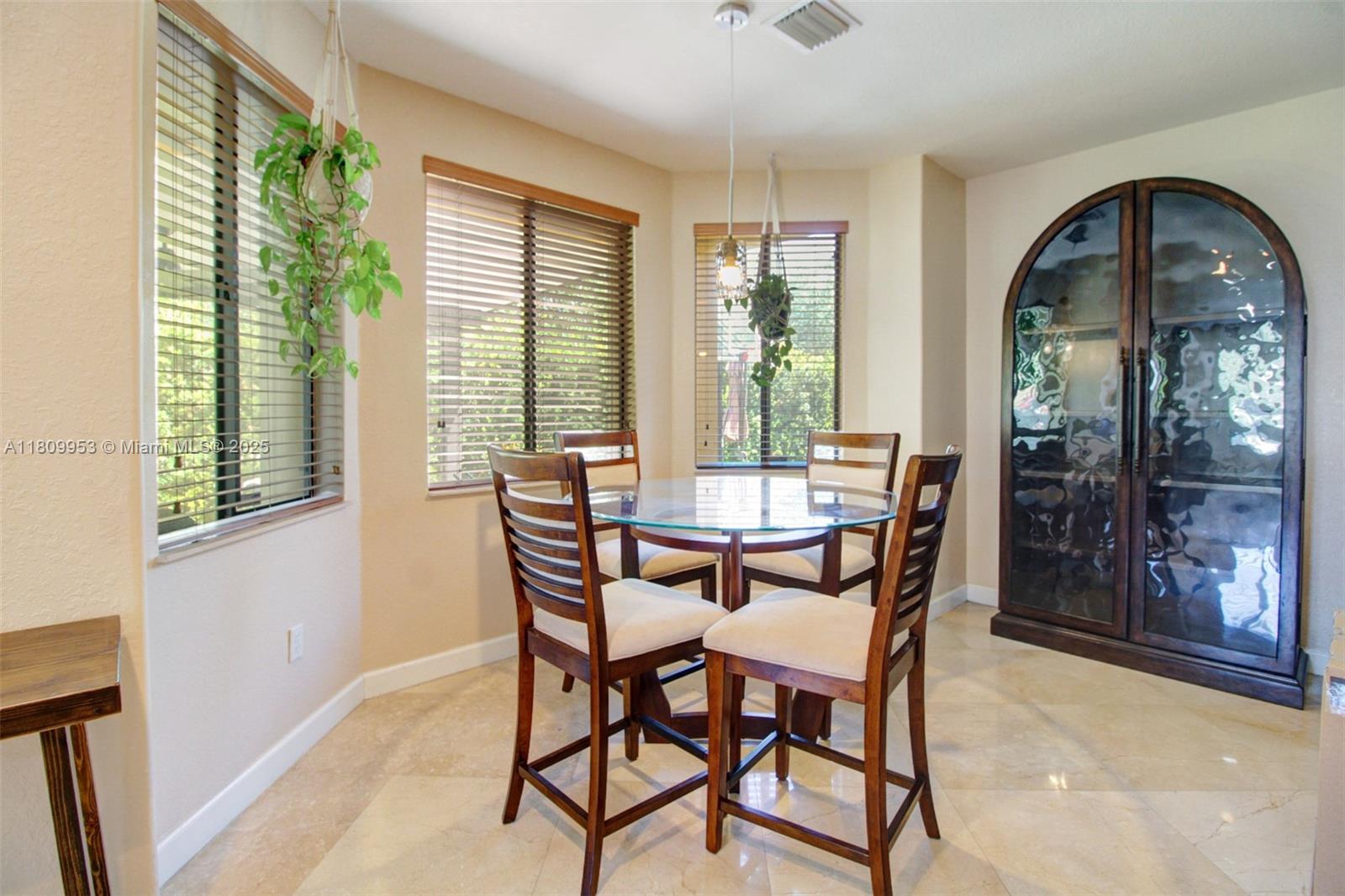 CUTLER CAY - Residential