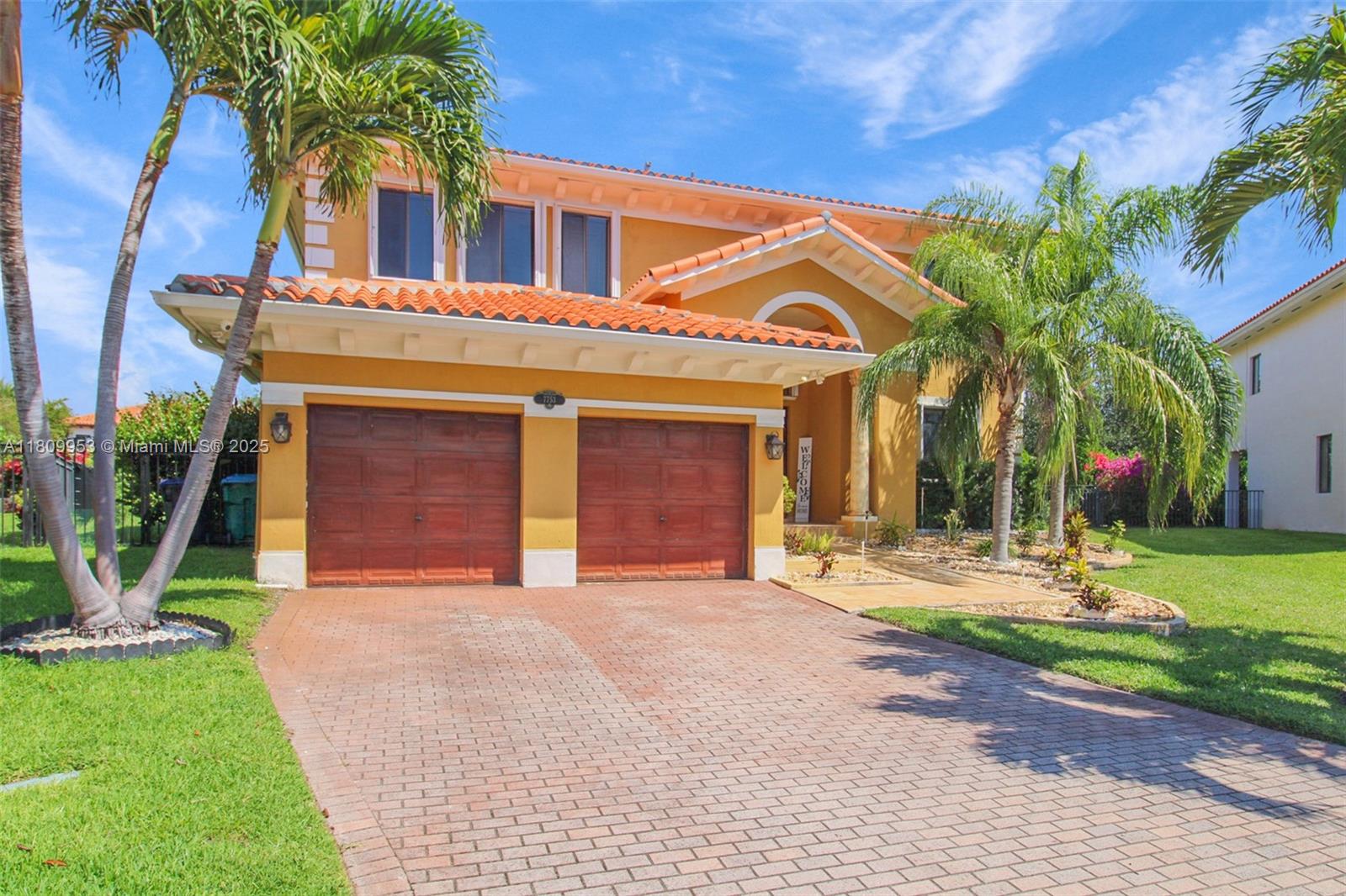 7753 Sw 193rd St, Cutler Bay, Miami-Dade County, Florida - 5 Bedrooms  
4 Bathrooms - 