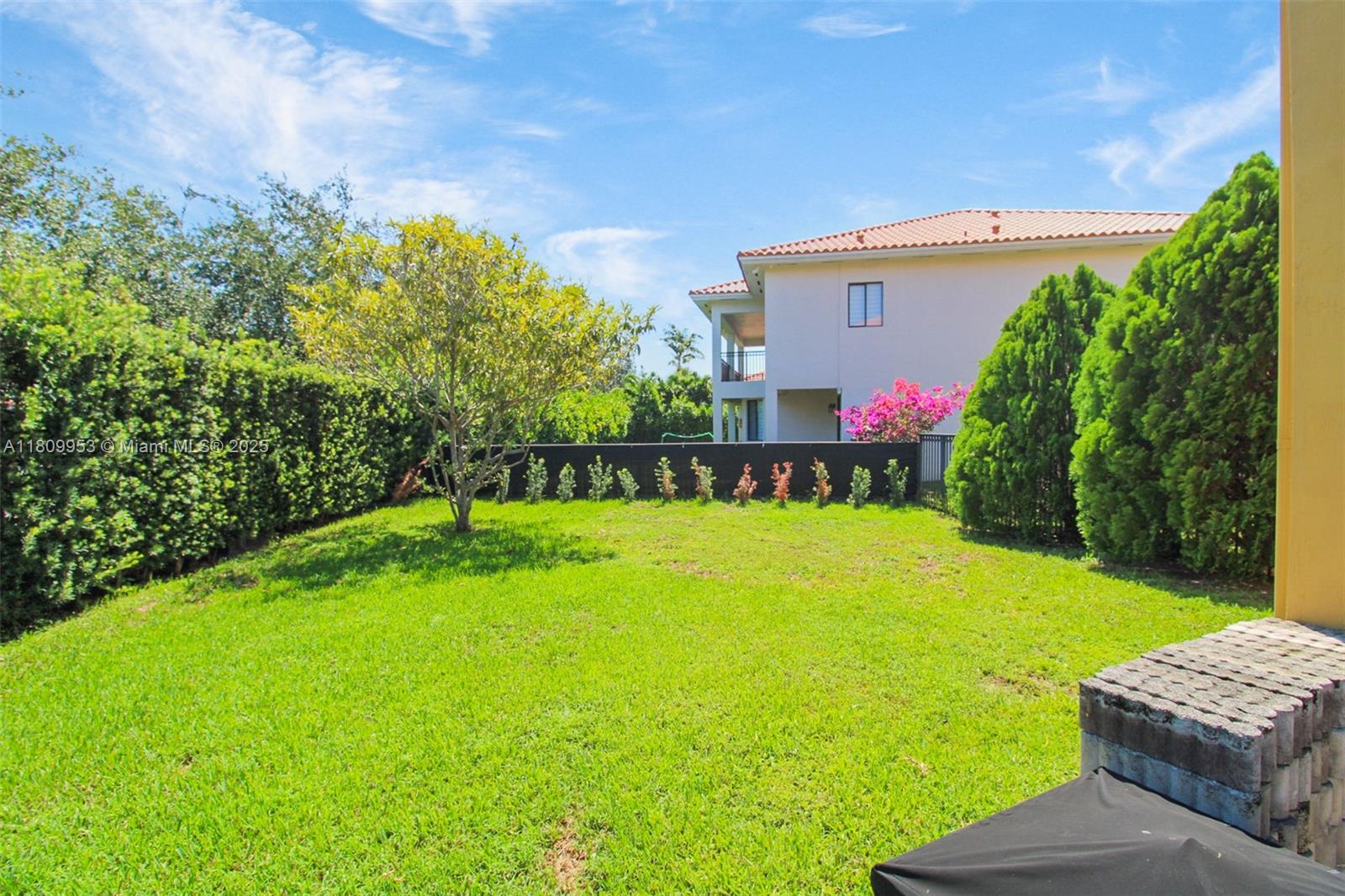CUTLER CAY - Residential
