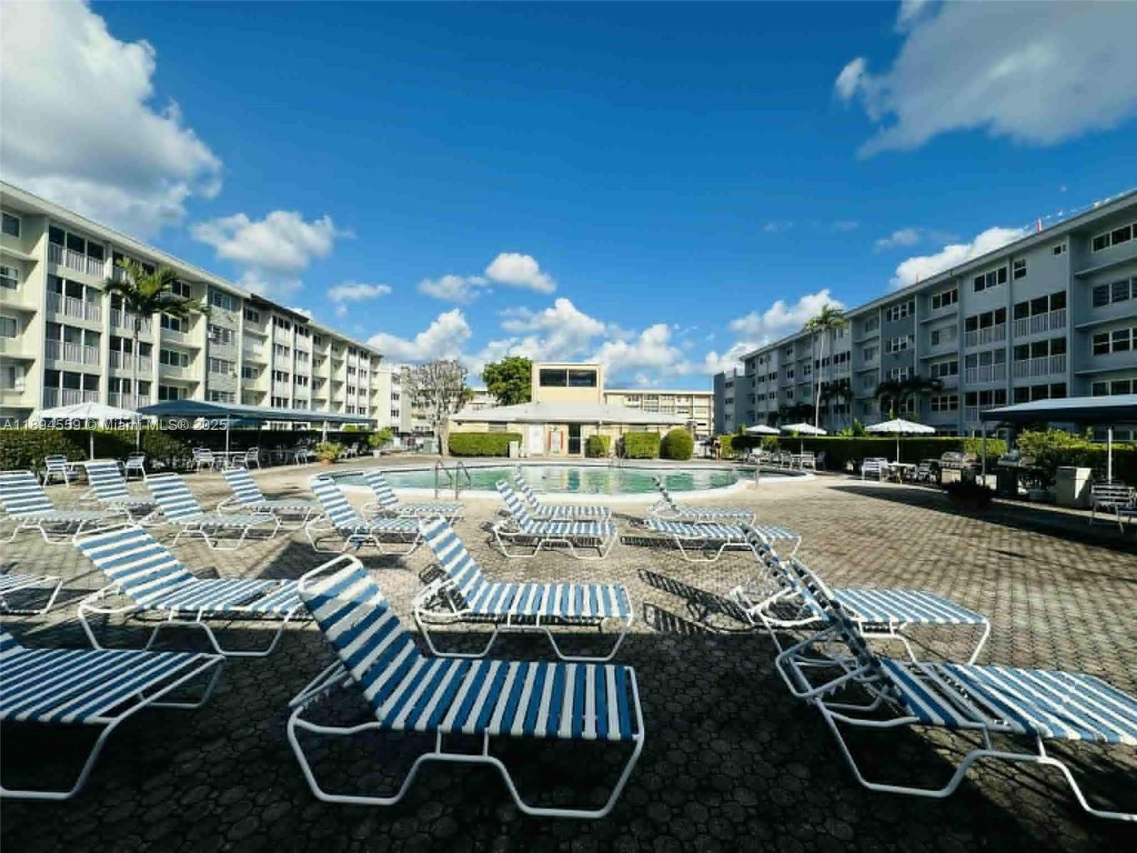 FIRST GULFSTREAM GARDEN - Residential Lease