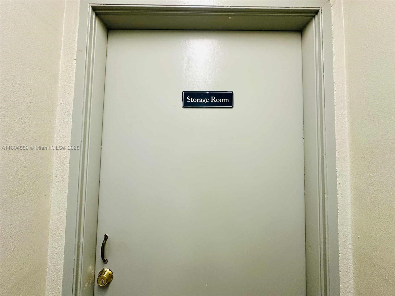 FIRST GULFSTREAM GARDEN - Residential Lease