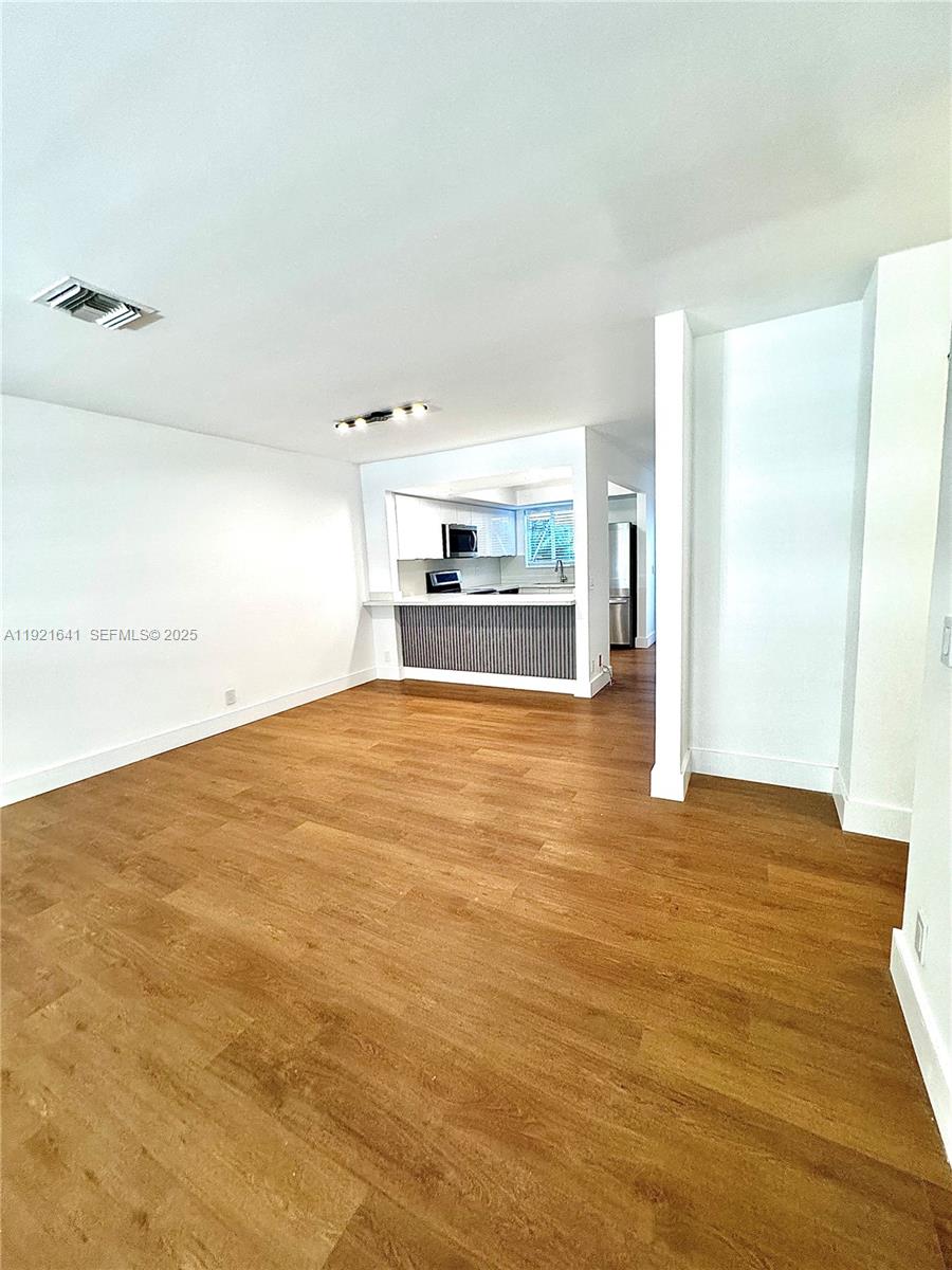 HIBISCUS GARDENS AMENDED - Residential Lease