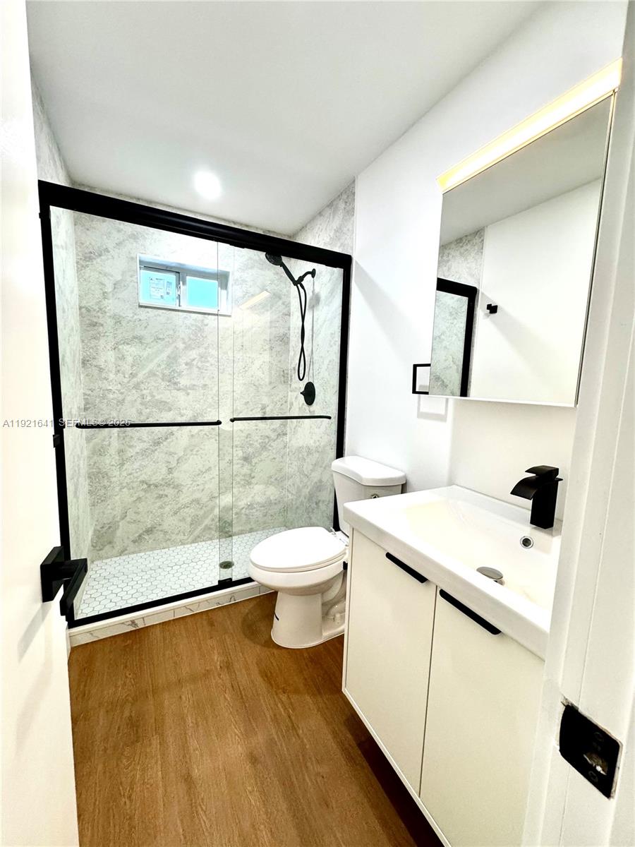 HIBISCUS GARDENS AMENDED - Residential Lease