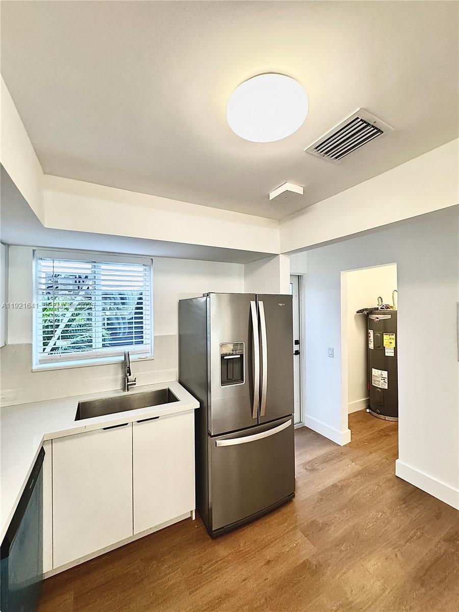 HIBISCUS GARDENS AMENDED - Residential Lease