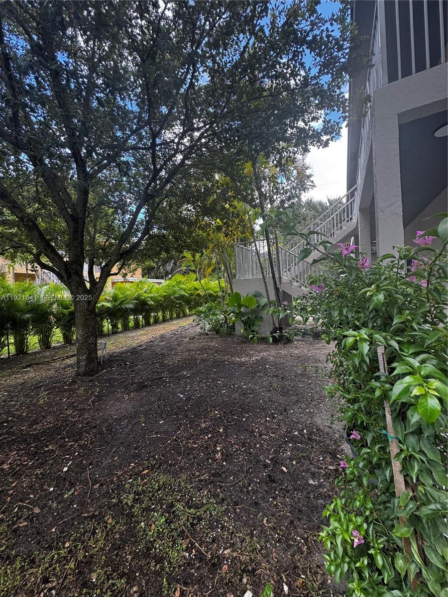 HIBISCUS GARDENS AMENDED - Residential Lease