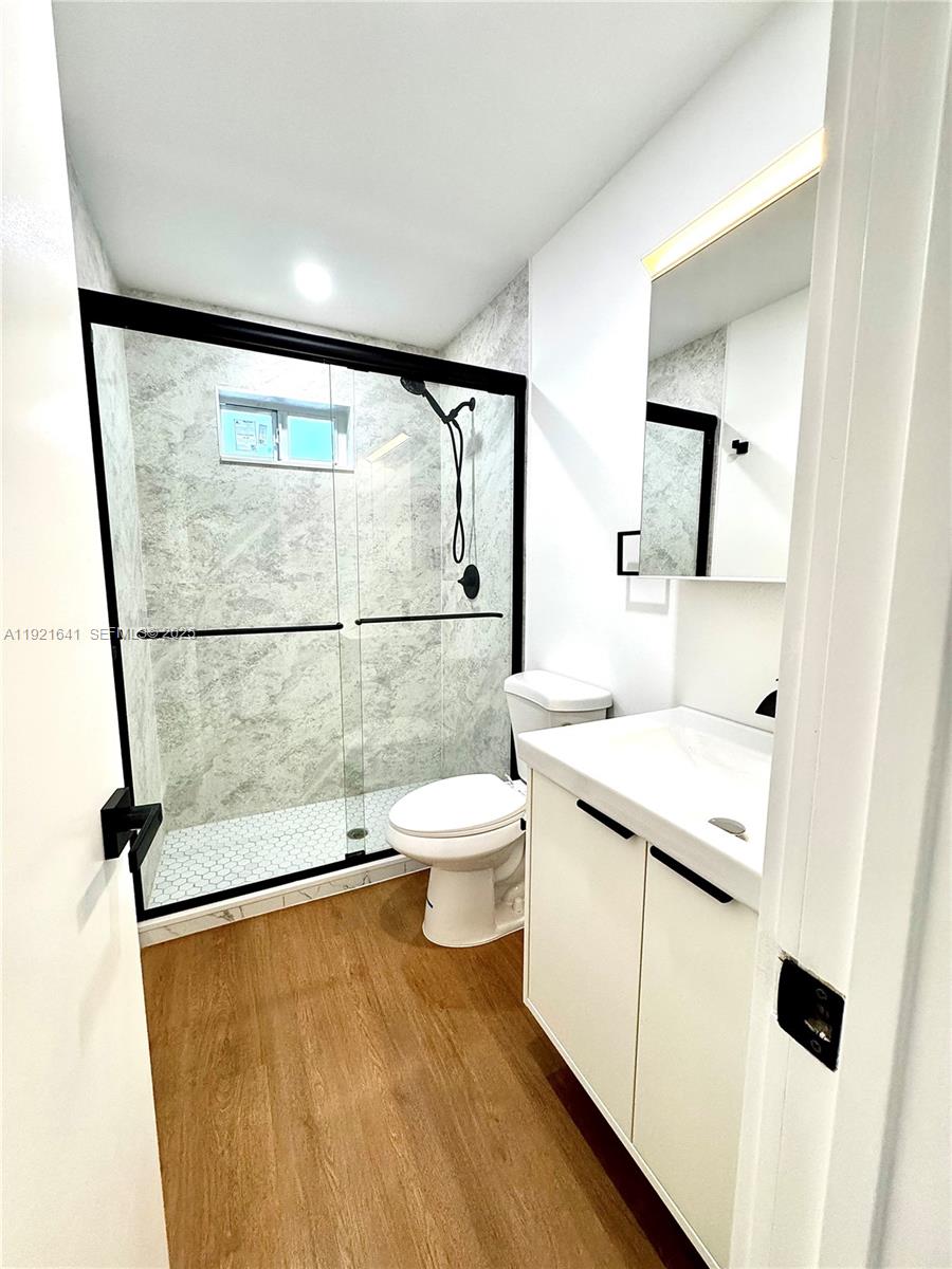 HIBISCUS GARDENS AMENDED - Residential Lease