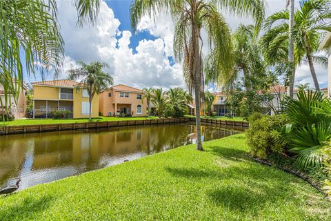 1526 E Lake Ct Hollywood FL 33020