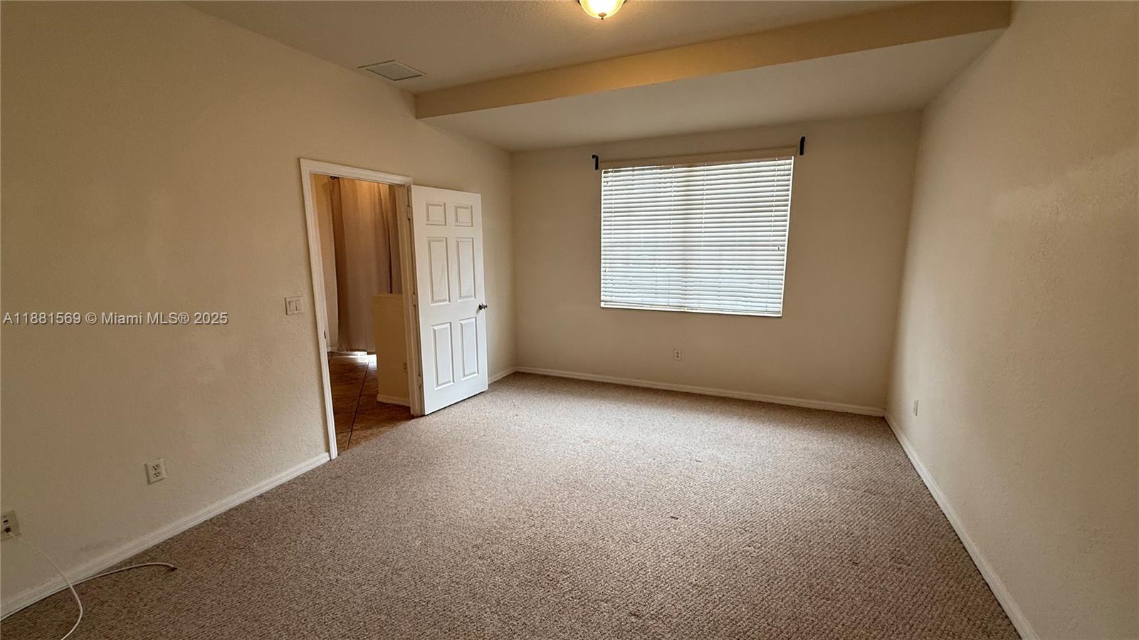 HAMPTON HILLS CONDO - Residential Lease
