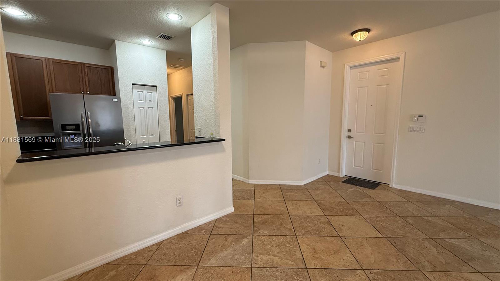 HAMPTON HILLS CONDO - Residential Lease